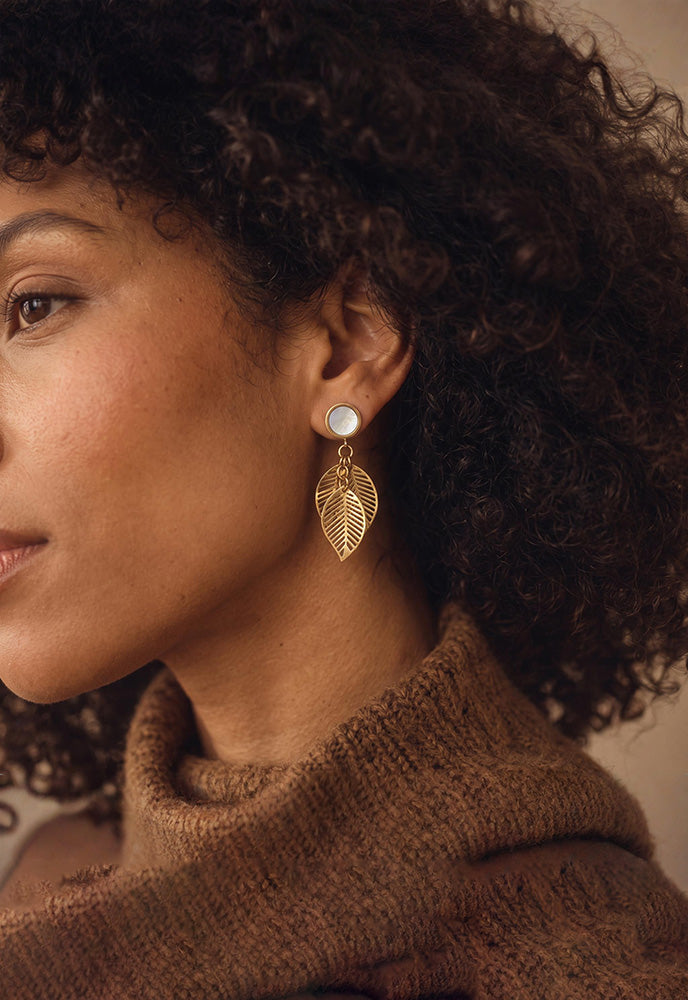 Laurel Bay Pearl Earrings