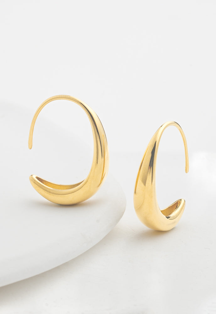 Crescent Moon Thread Drop Earrings in gold