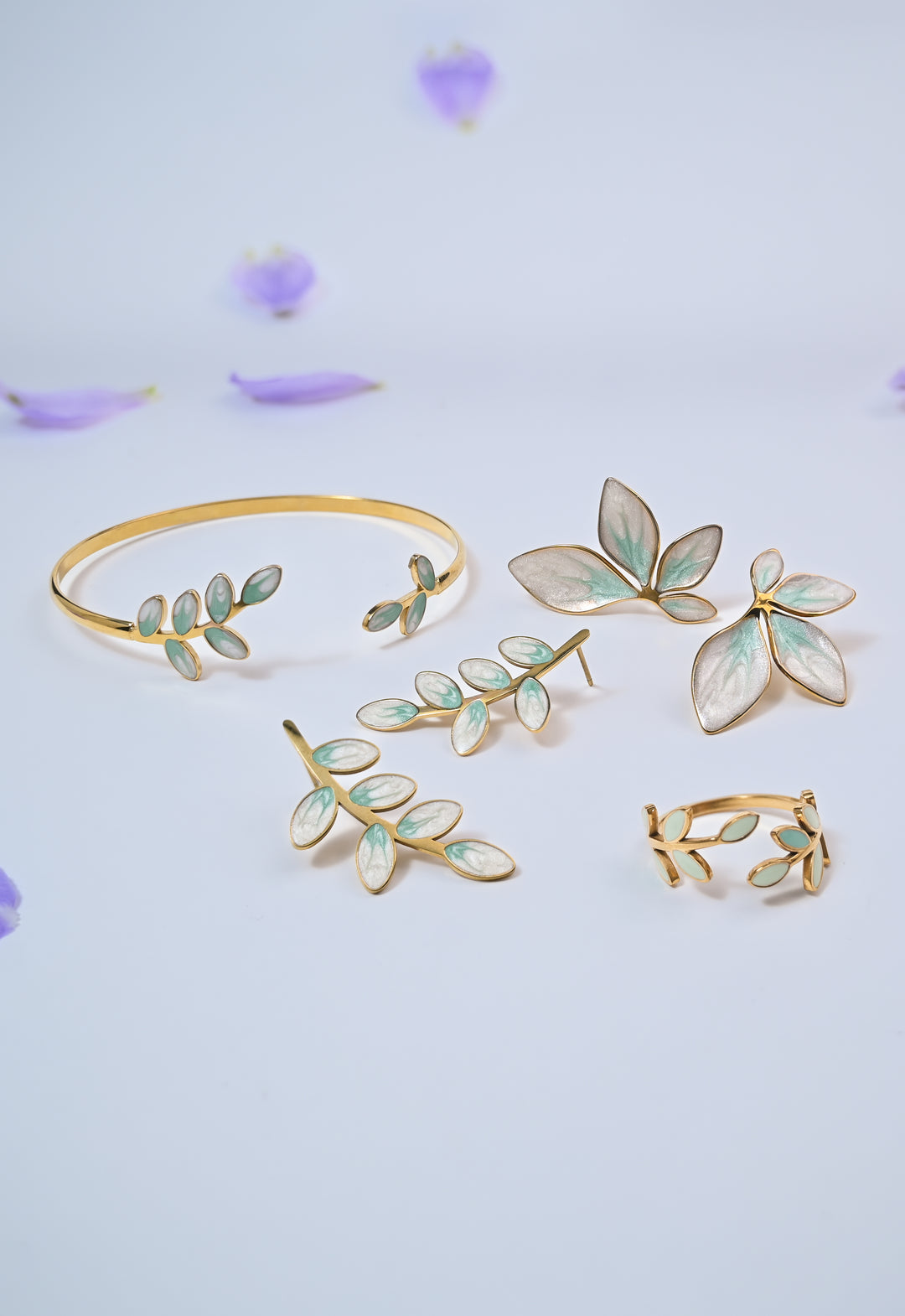 Hope Grows Bracelet in Mint