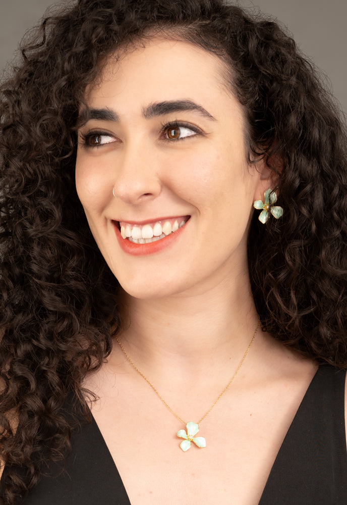 Hope in Bloom Necklace in Mint