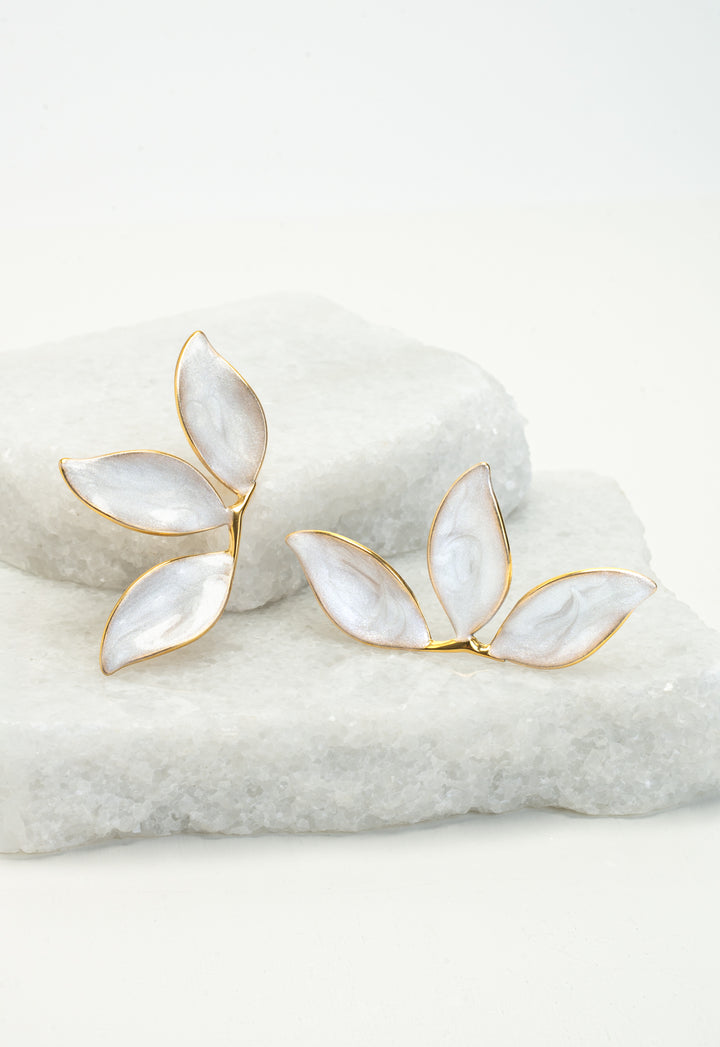 Canopy Leaf Earrings in Pearl White