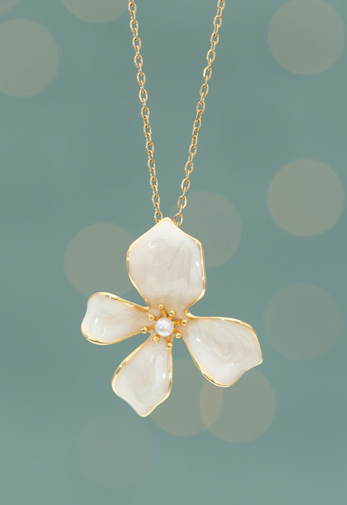 Hope in Bloom Necklace in Tuscan Tan