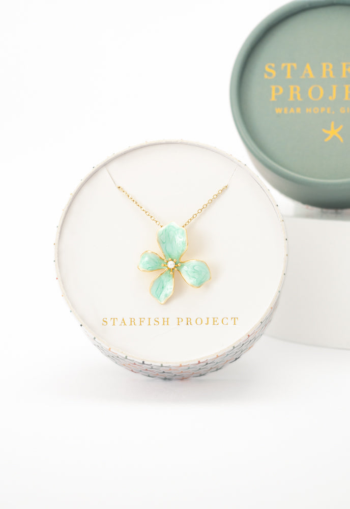 Hope in Bloom Necklace in Mint