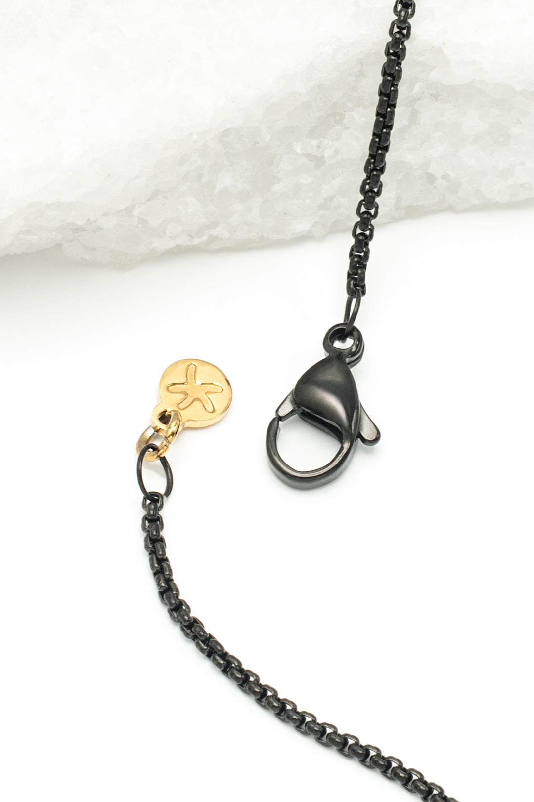 Justice Men's Gold Bar Necklace