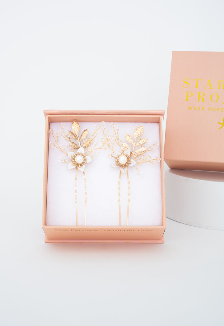 Everly Pearl Hair Pins in Gold