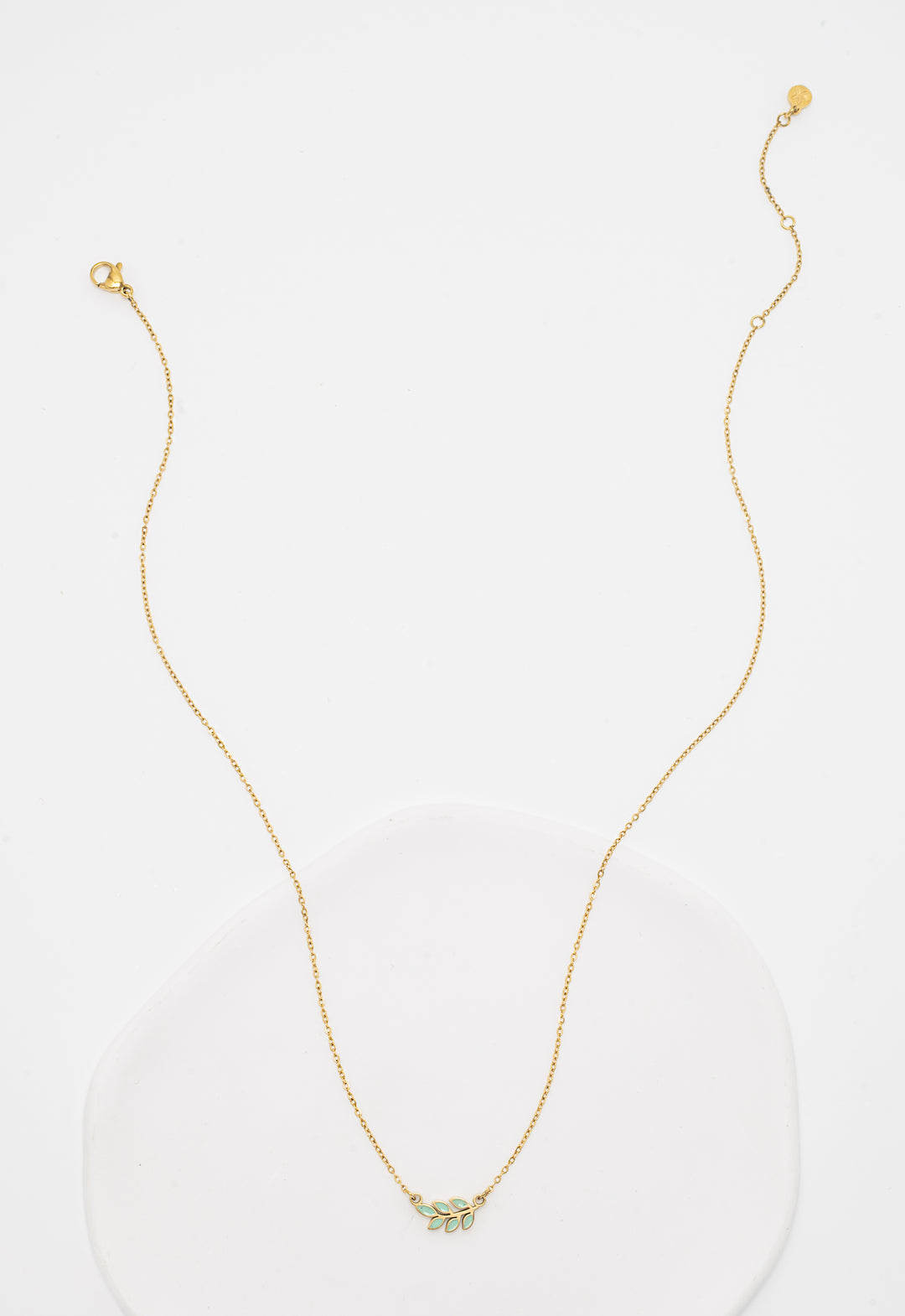 Rowen Leaf Necklace in Mint