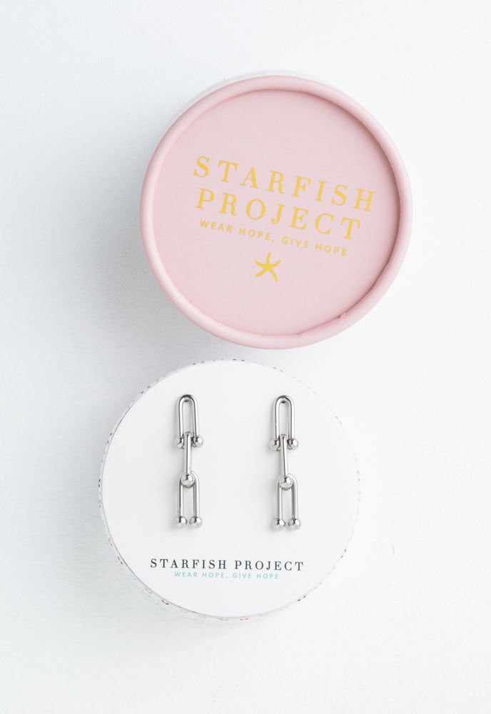 U Link Chain Earrings in Silver