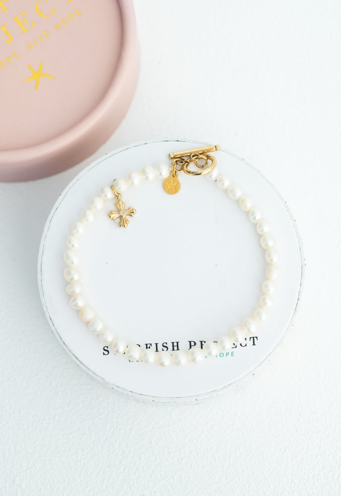 Cultured Cross Pearl Bracelet