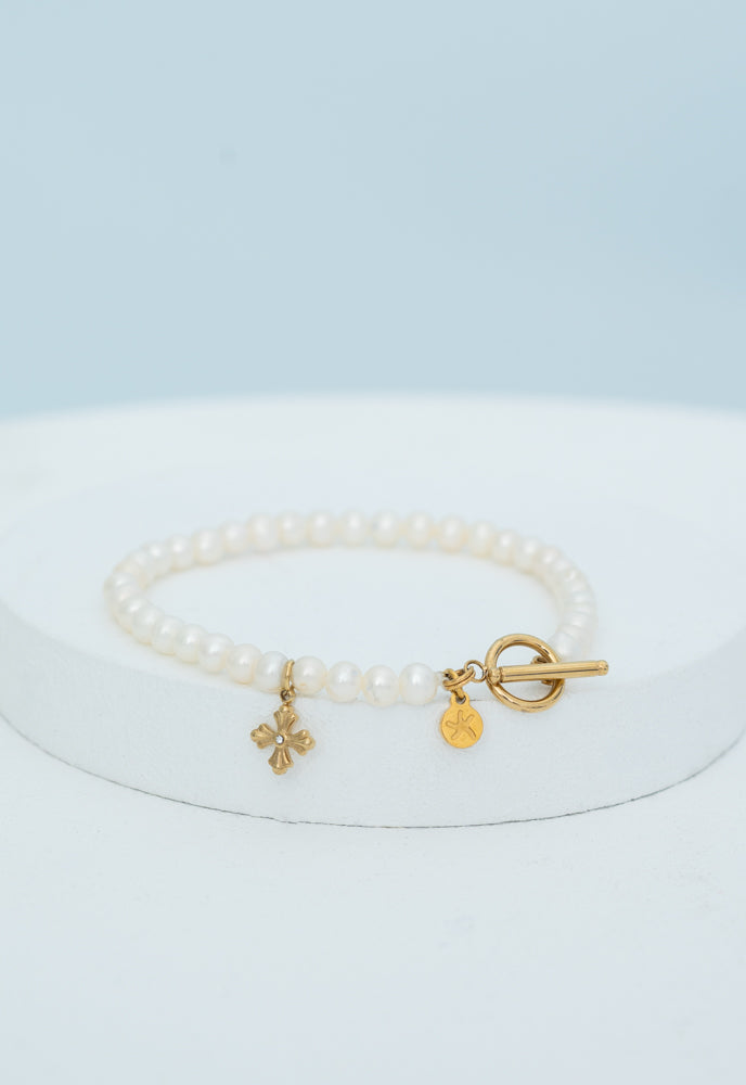 Cultured Cross Pearl Bracelet